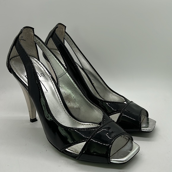 Paolo Shoes - Linea Paolo Sexy Black/Silver Peep Toe Stiletto Heels Shoes **Size 6.5**🔥🔥